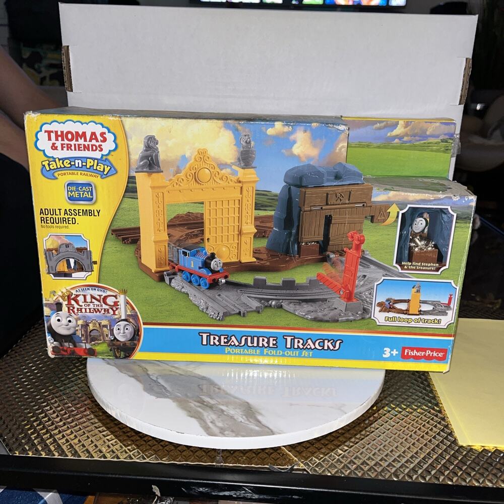 Fisher-Price Thomas The Train Take-n-Play Treasure Tracks